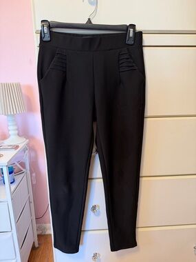 Kay Unger Black Ankle Ponte Pants with Stitch-Detail Pockets
